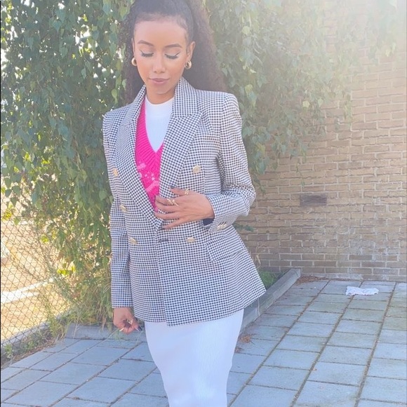 EVC Vintage Handmade Chunky Knit Hot Pink Deep V Sweater Vest - Picture 3 of 7